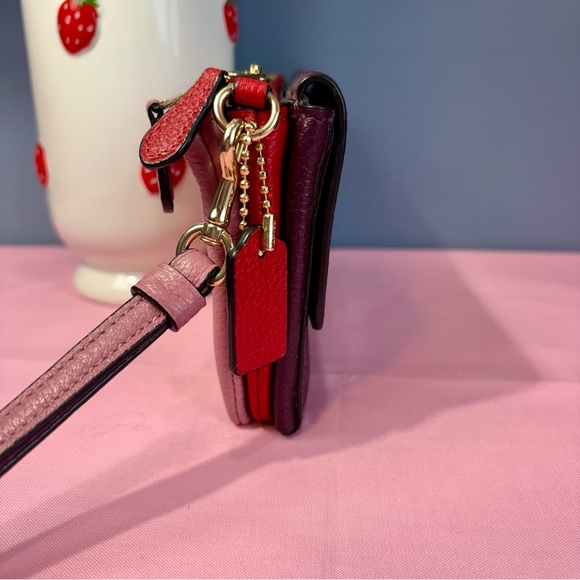 Coach Elegant Purple Pink Red Triple Wristlet Pebble Leather - Picture 2 of 10